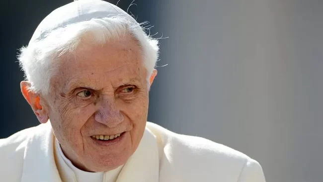 128141633 benedict.jpg