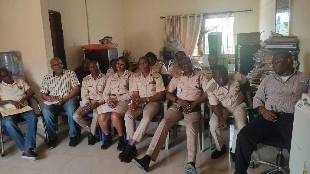 10817 2023 nis trains personnel on weapon handling