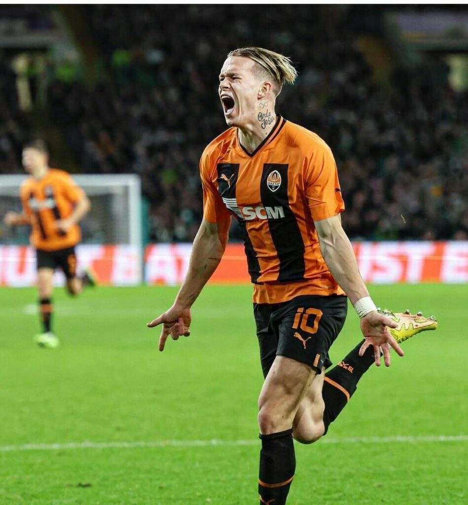 6735 chelsea outsmart arsenal agree e100m mudryk deal with shaktar