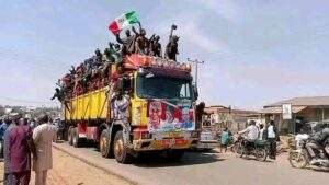 6769 16 die 83 injured in truck accident conveying pdp supporters in plateau frsc