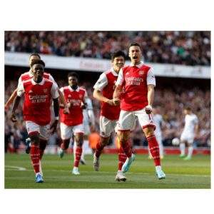 9969 epl very dangerous evra warns man utd about two arsenal players