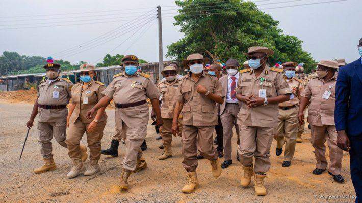 17146 nigerian immigration seizes 6216 pvcs national id cards from migrants