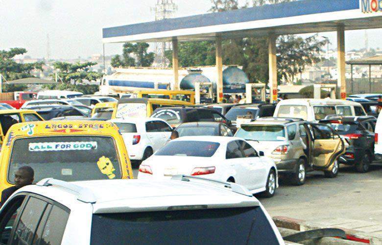 17160 Fuel queue