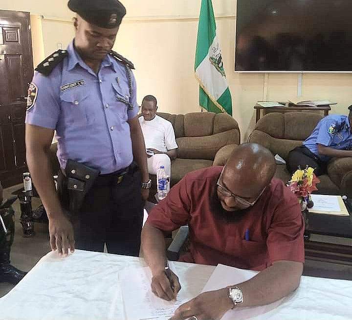 17485 2023 election police parties in enugu sign peace accord
