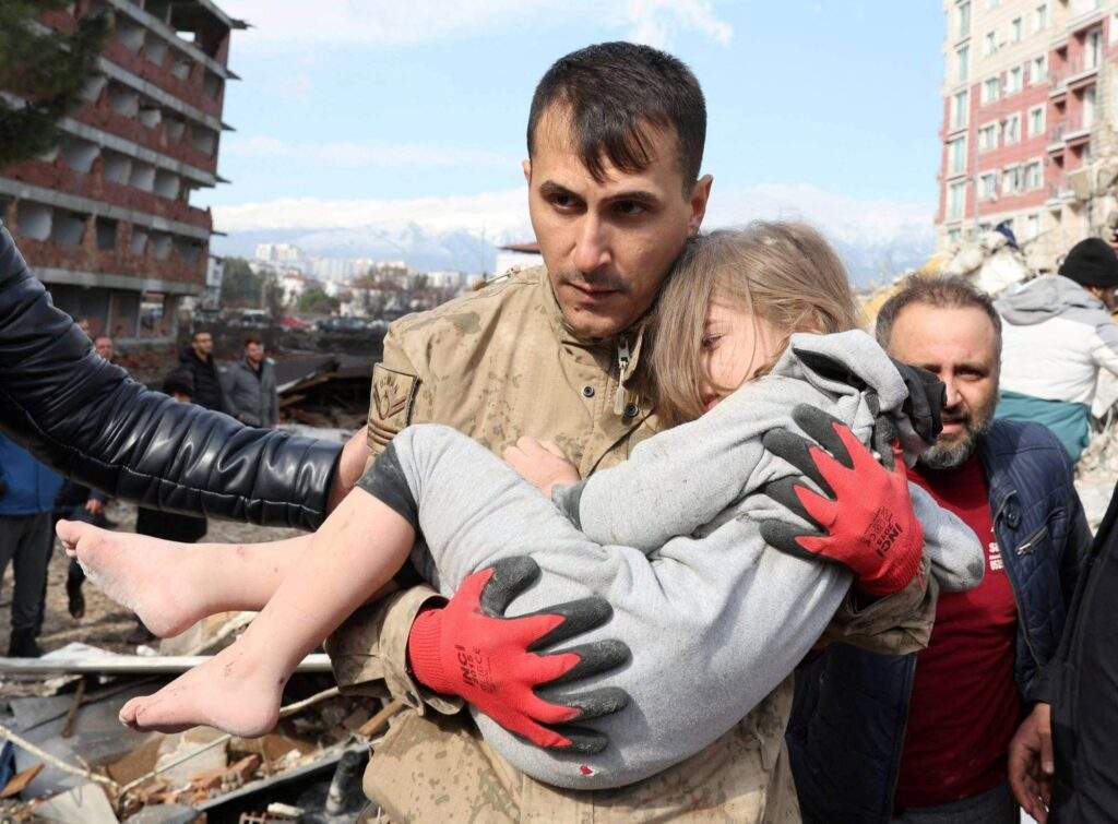 17679 10 year old turkish boy rescued after 100 hours under rubble