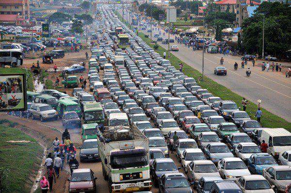 19697 traffic congestion on nyanya mararaba road to end soon fg