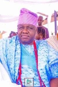 19912 stop lying youre foreigner in ogun west pdp candidate obanibasiri tackles adeola
