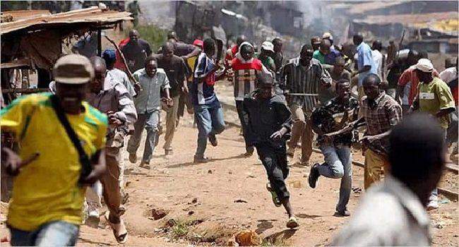 19920 naira scarcity steer clear of lagos abeokuta expressway police warn protesters