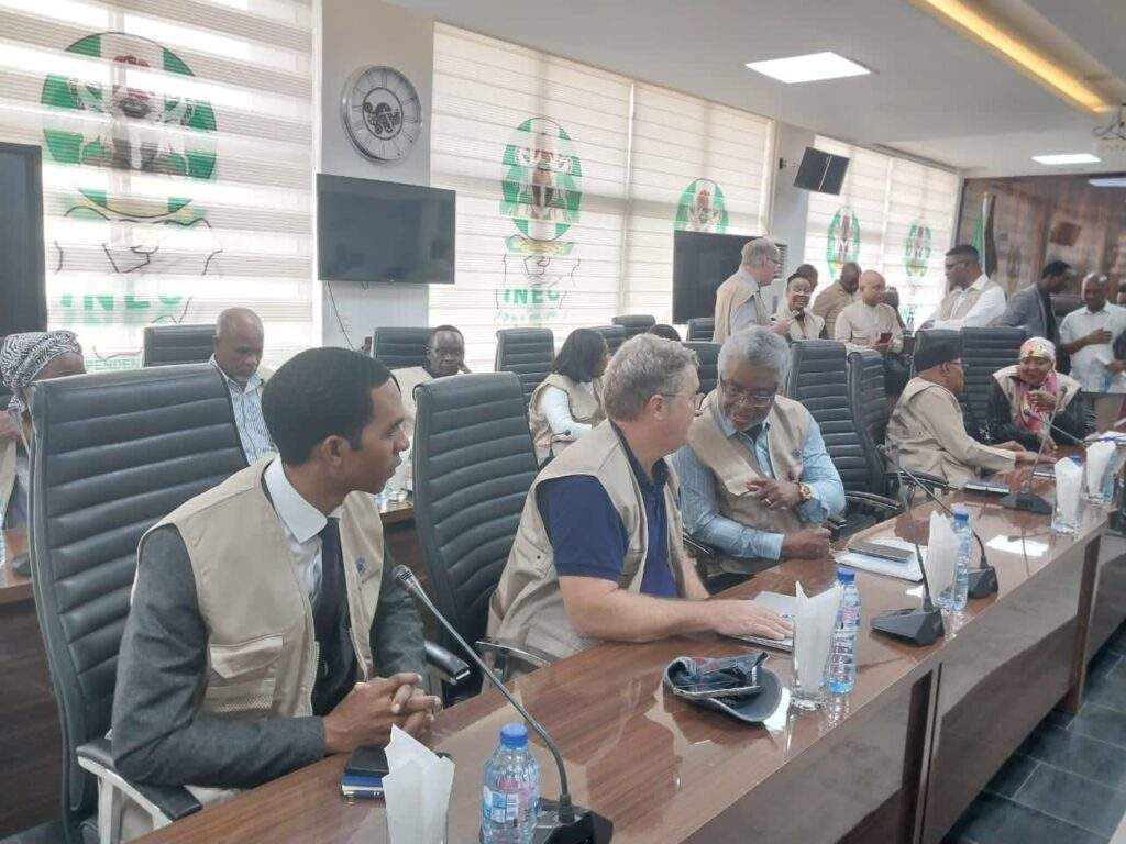 21098 presidential election details of inec meeting with thabo mbeki led commonwealth observers