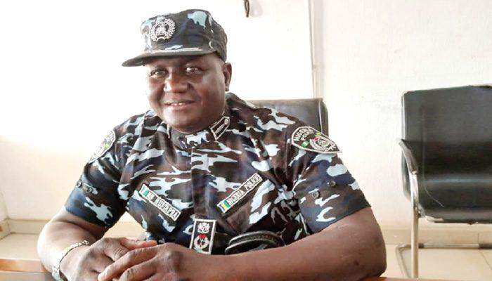 23090 hoodlums attack abia police station cart away weapons