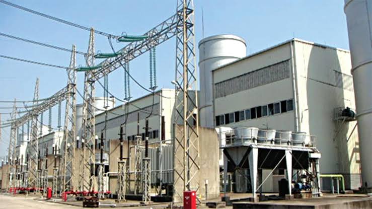 23627 50mw electricity plant excites maiduguri residents as buhari visits