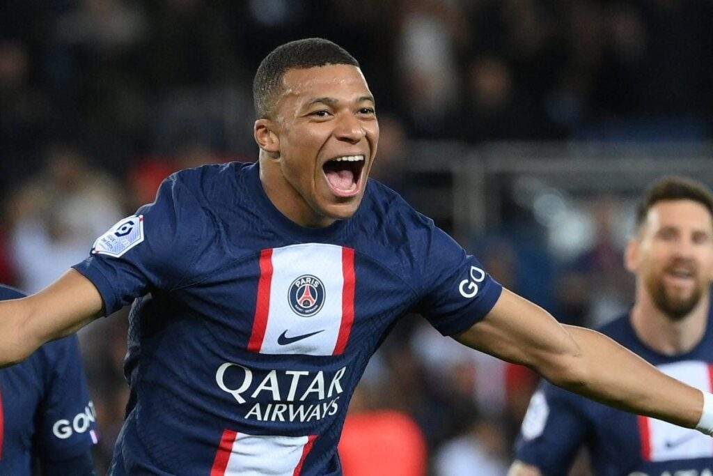 24784 ligue 1 mbappe breaks psgs all time scoring record