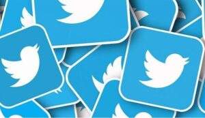 25512 twitter suffers outage gives reasons