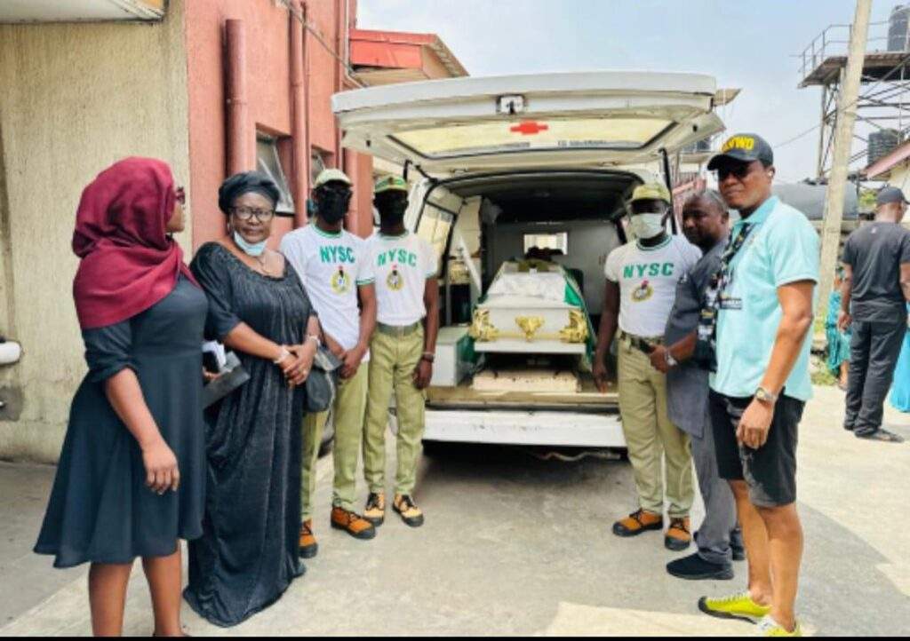 28327 corps member who died in lagos train accident buried