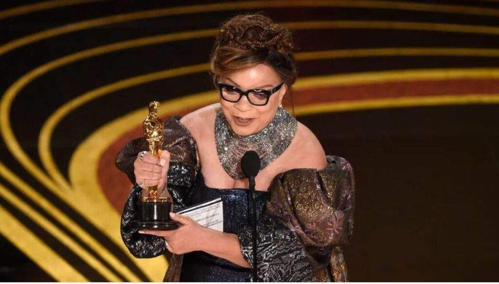 28495 ruth carter becomes first black woman to win two oscars