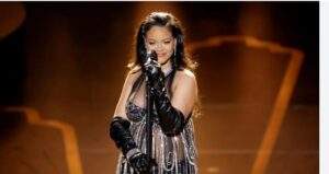 28510 rihanna performs at 2023 oscars