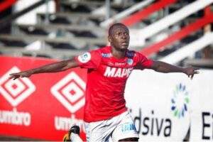 28625 shuaibu joins niger tornadoes after stint in europe
