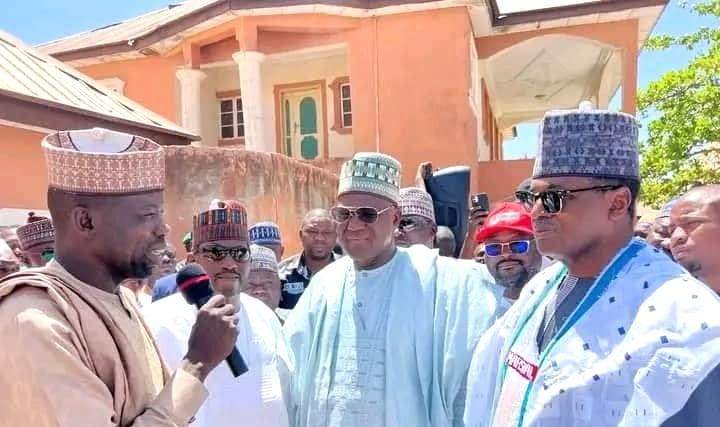 28715 dogara clears air on return to apc