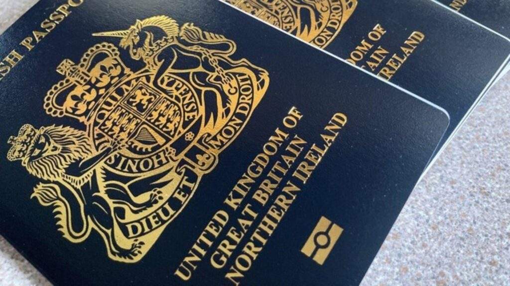 30765 british passport officers to embark on strike for 5 weeks