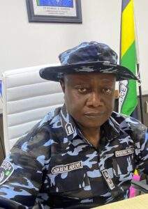 30885 police ban vigilante operatives from participating in election duties