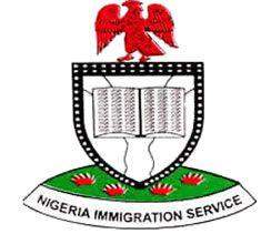 30911 election immigration chief orders 24 hour border closure