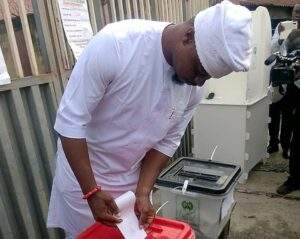 31157 lagos guber lps rhodes vivour wife arrive polling unit video