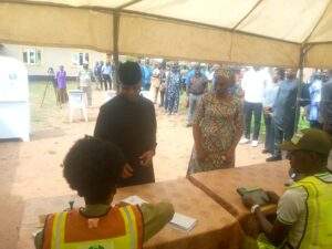 31212 guber election osinbajo wife vote at polling unit in ikenne