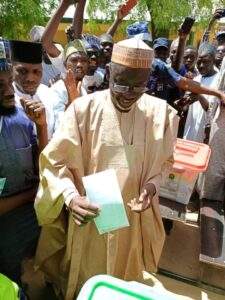 31294 jigawa gubernatorial candidates cast votes comment on election process