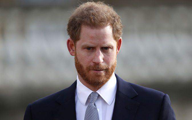 35864 prince harry arrives london court for privacy case against uk newspaper