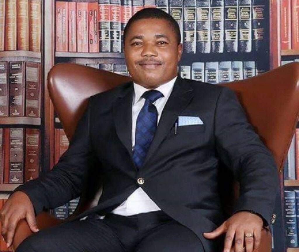 38949 nnamdi kanus lawyer accuses security men of attacking protesters in aba