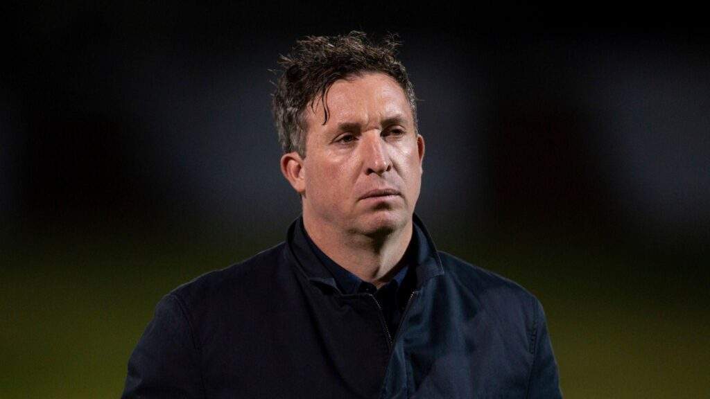 39302 epl robbie fowler identifies two top players to leave liverpool because of ucl
