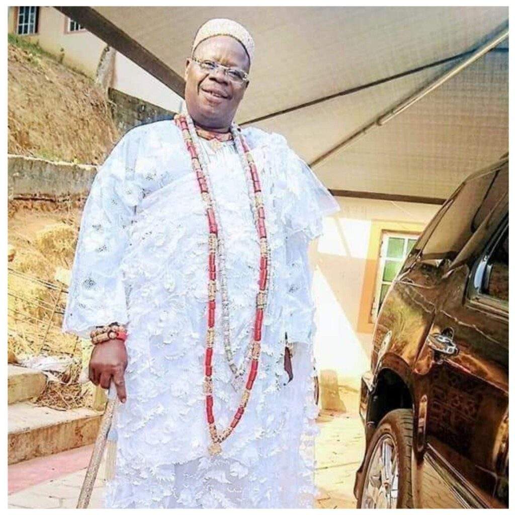40335 ogboni leader dies in osun car crash