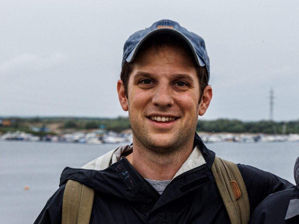 40632 lawyers visit us reporter detained in russia