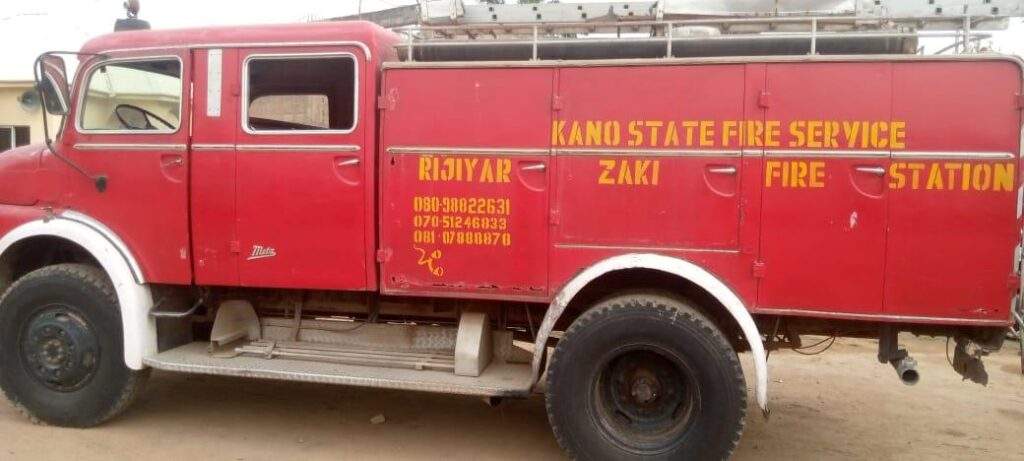 40804 three die 13 injure as bus burst into flames in kano