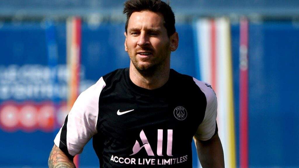 42006 only muhammad ali gets close messi named greatest sportsman of all time
