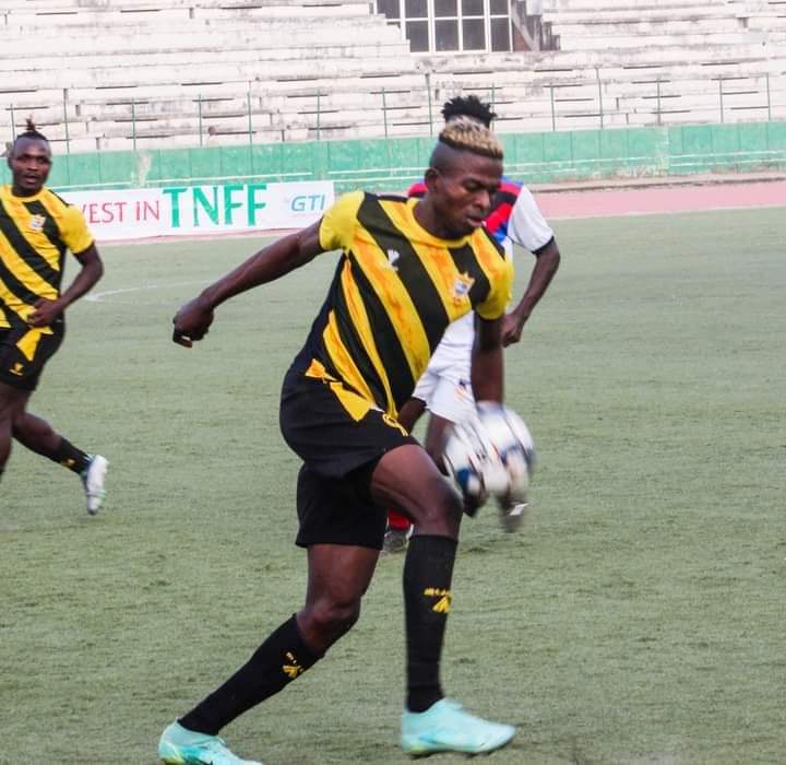 42572 doma united forward gets flying eagles invitation