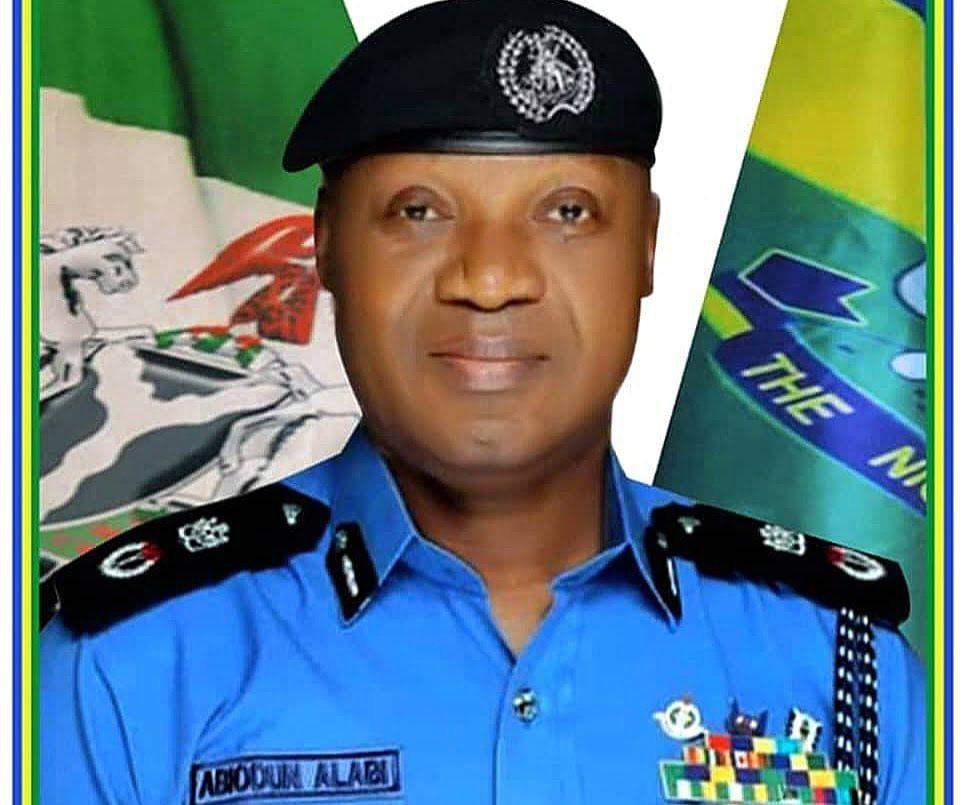 43984 just in tension as hoodlums enforcing court judgement clash in lagos
