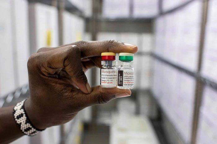 45332 ghana first to approve oxfords malaria vaccine