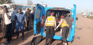 45463 seven die 18 injured in lagos ibadan expressway accident