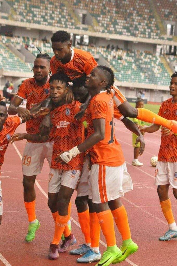 46488 collins rally akwa united teammates ahead plateau united tie