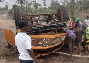 46626 five die 24 injured in cross river auto crash