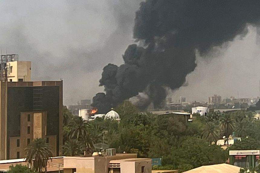 47398 sudanese power struggle erupts into violence