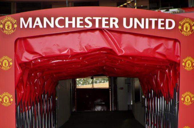 54026 qatars sheikh jassim makes final bid for man united sources