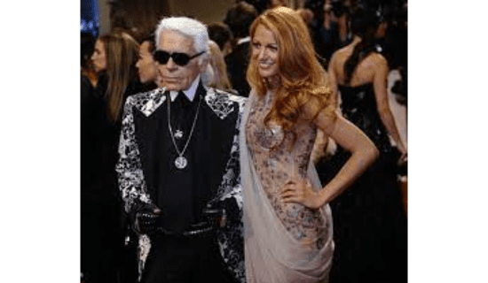 55813 stars shine in new york as met gala honours lagerfeld