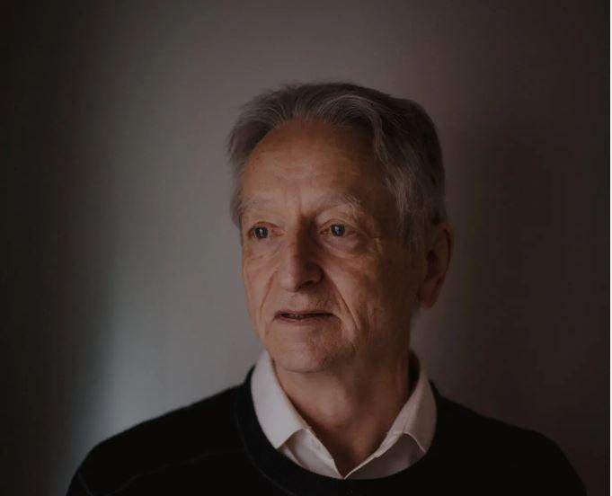 55815 ai pioneer resigns from google warns of danger of ai chatbot