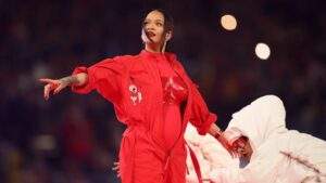 56343 its valentino baby rihanna reveals more details about second pregnancy