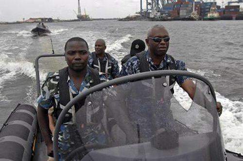 57389 well smoke sea pirates out of nigerian waterways navy