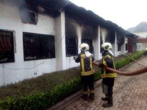 57475 breaking fire guts efcc building in enugu