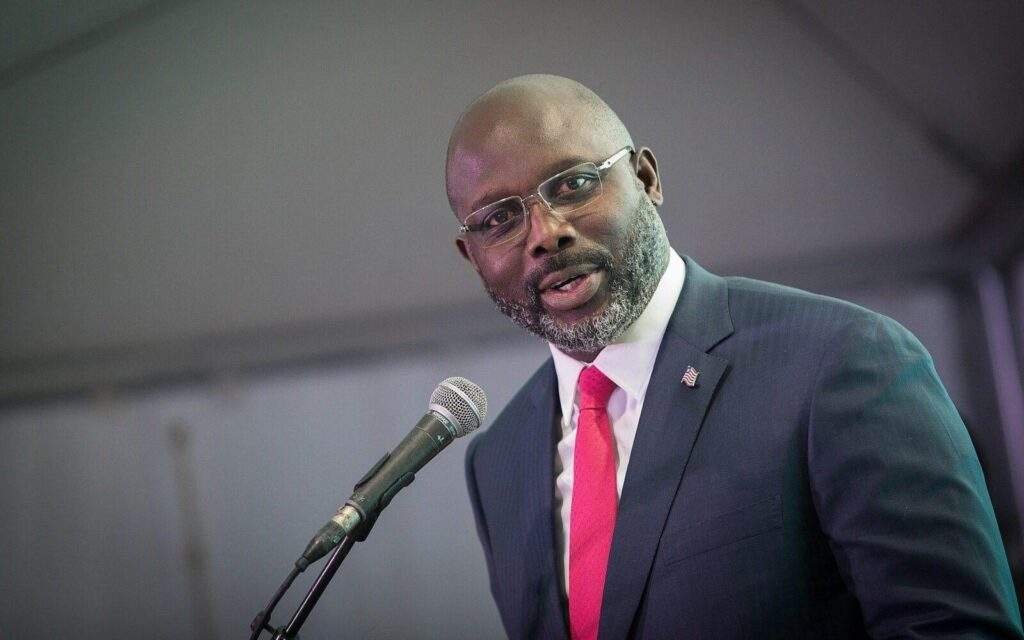 59743 serie a liberia president weah celebrates osimhens new goal record