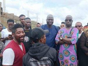 61569 mr latin barred from paying his last respects to murphy afolabi by area boys